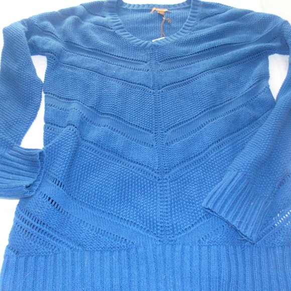 8 sweaters sm/med - Picture 7 of 8